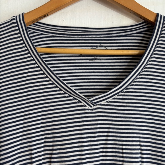 Eddie Bauer Navy and White Striped Tee - Picture 3 of 6